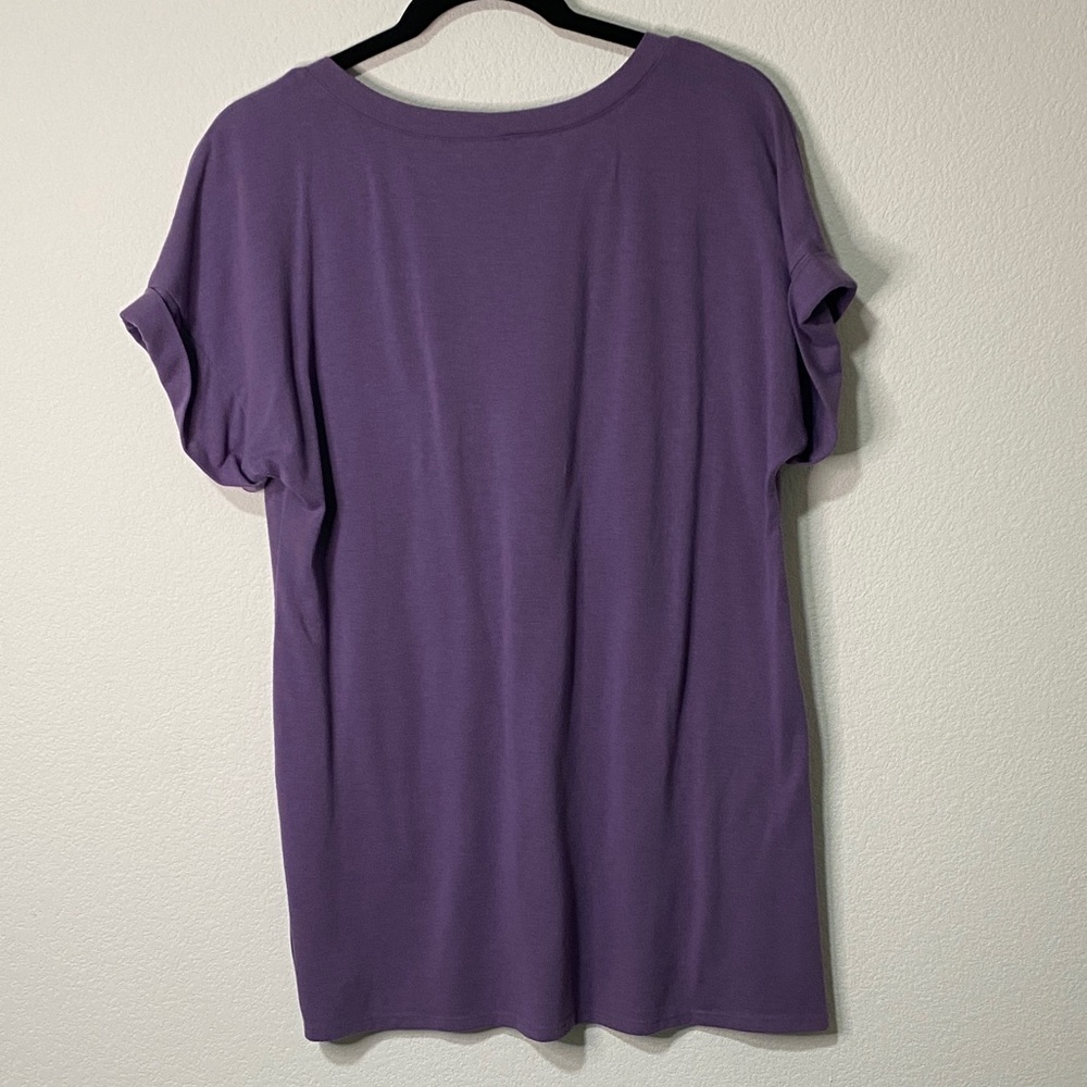 Women’s Purple Lavender V-Neck Short Sleeve Tee T-shirt Top - Picture 4 of 5